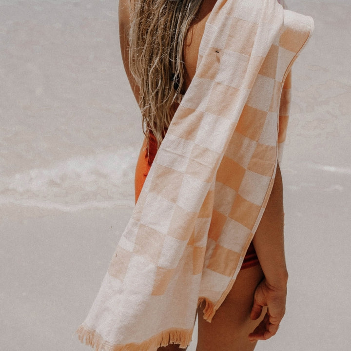 Layday Cove Queen Towel Peach