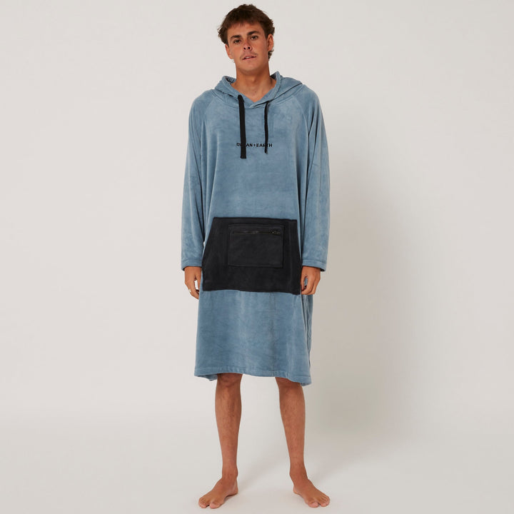 Ocean and Earth Surf Essentials LS Poncho