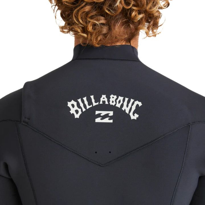 Billabong 302 Absolute Natural Chest Zip Steamer Black