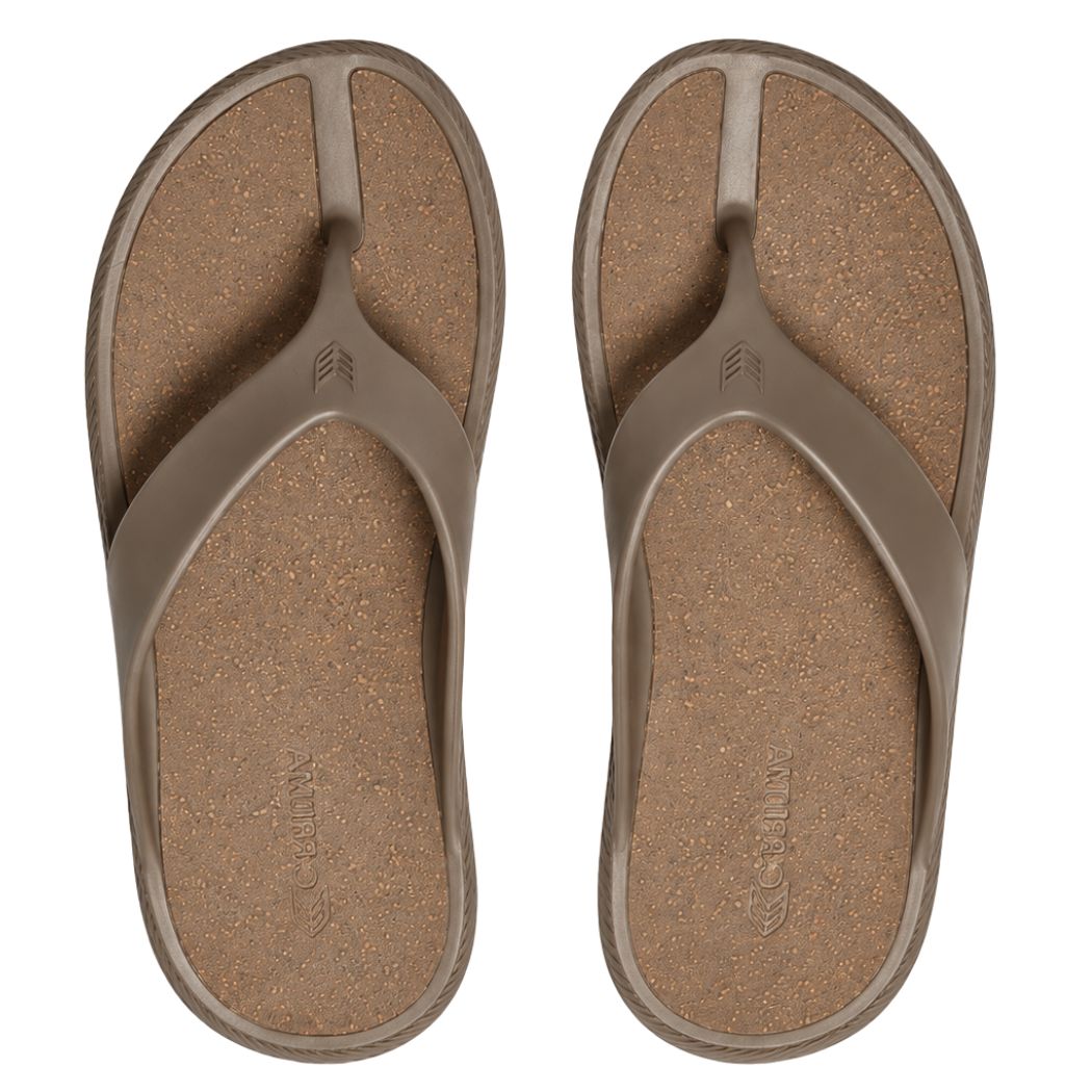Cariuma Ibitu Thongs Kangaroo Brown