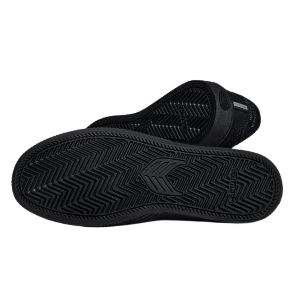 Cariuma Naioca Pro All Black Ash Grey