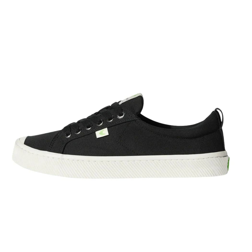 Cariuma OCA Low Canvas Black