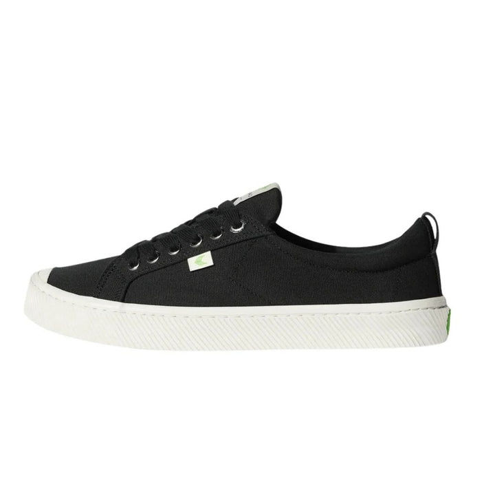 Cariuma OCA Low Canvas Black