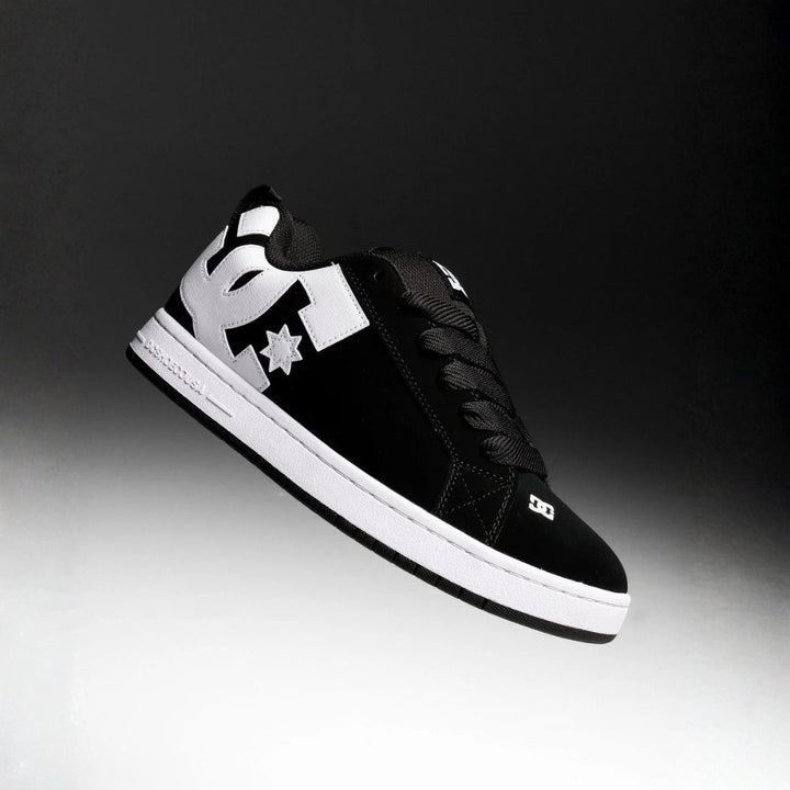 DC Court Graffik Black
