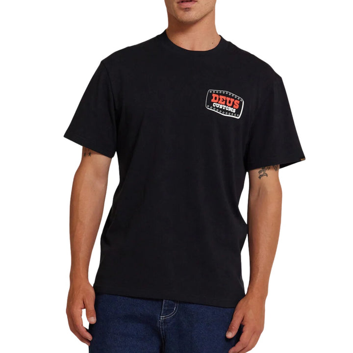 Deus Buckle Up Tee Black