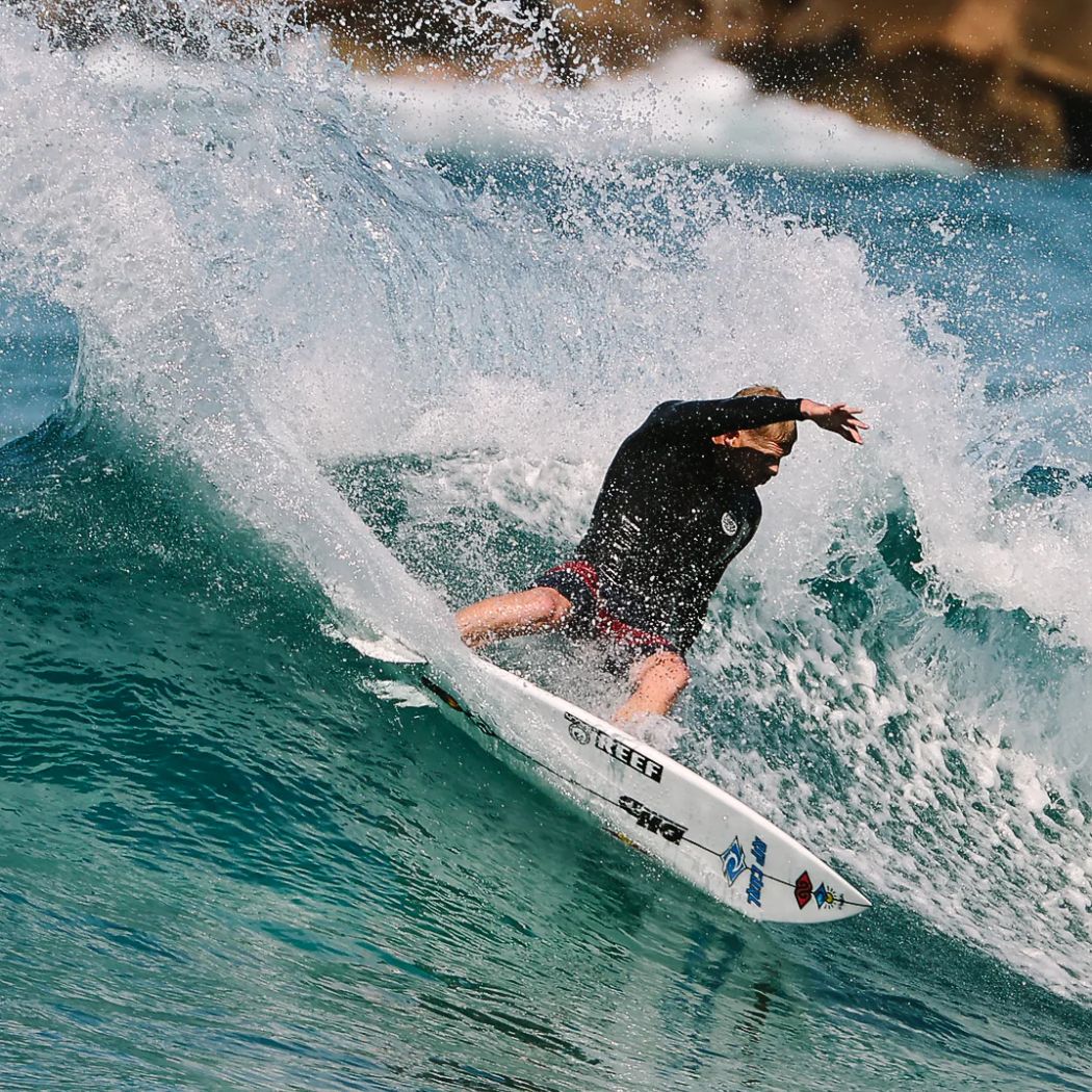 FCS II Mick Fanning Twin + 1 Fin Set Black