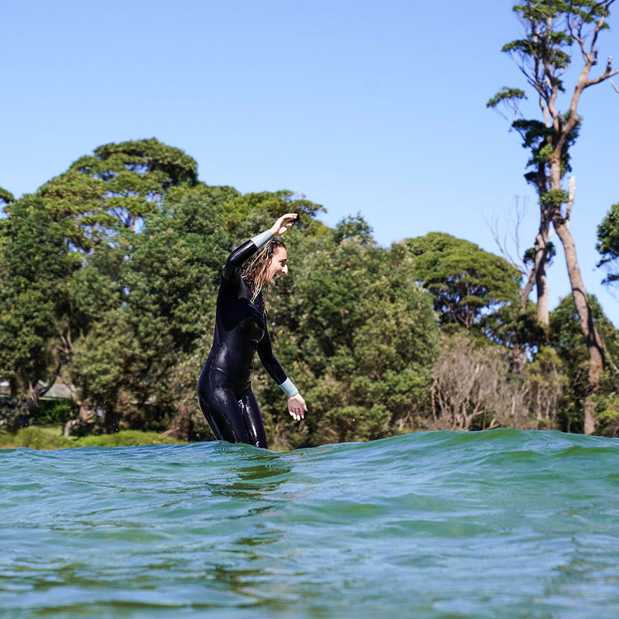 Wetsuit | Ladies Back Zip Steamer - 3/2mm | Ocean and Earth