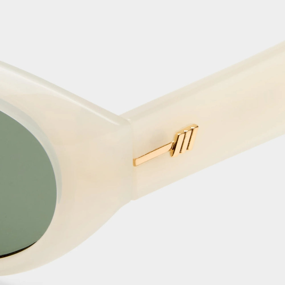 Le Specs Le Bijou Milk