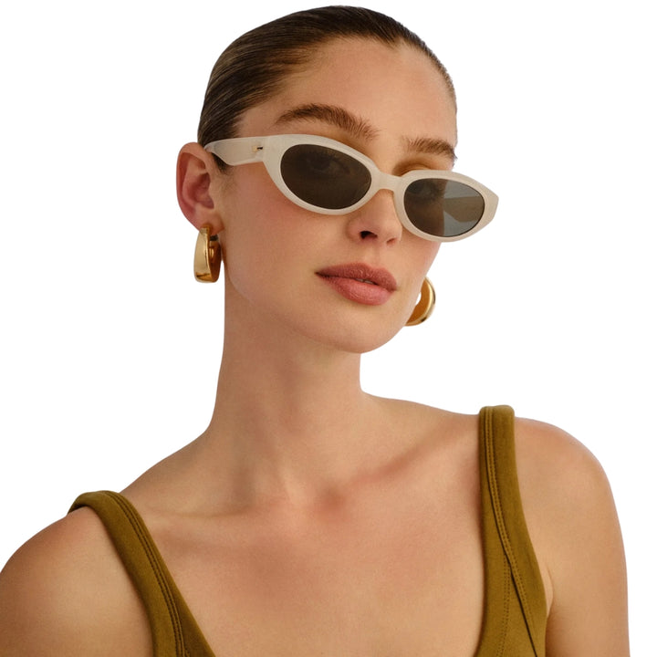 Le Specs Le Bijou Milk