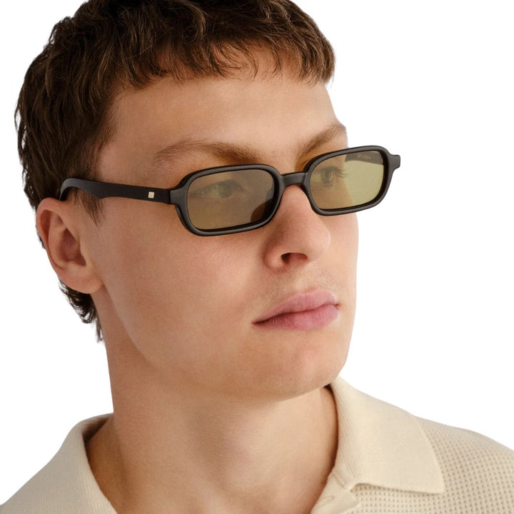 Le Specs Pilferer Black Olive Mono