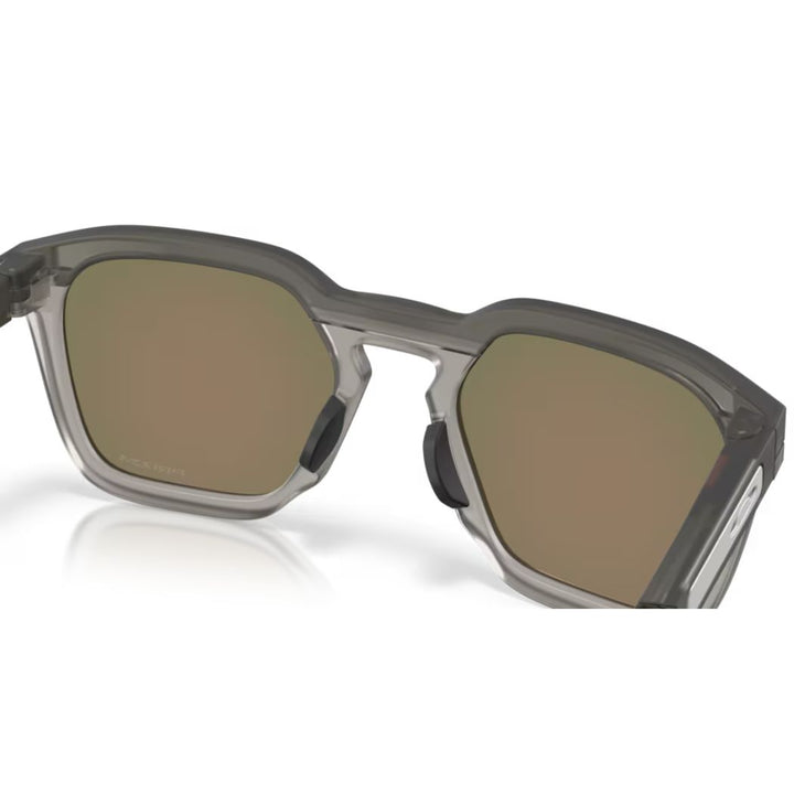 Oakley HSTN SQ Matte Grey Smoke Prizm Ruby