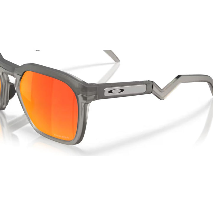 Oakley HSTN SQ Matte Grey Smoke Prizm Ruby