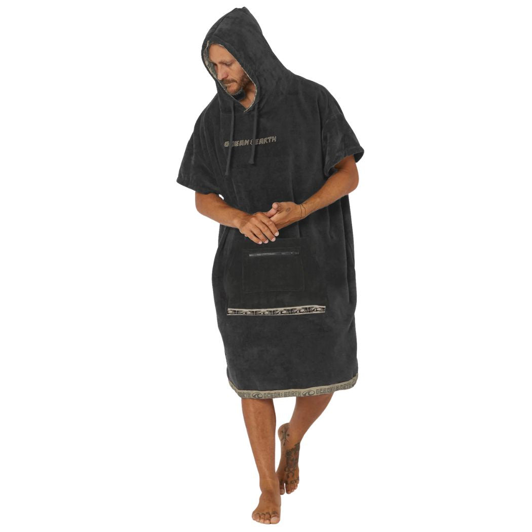 Ocean and Earth Mens Ignite Hooded Poncho Dull Black