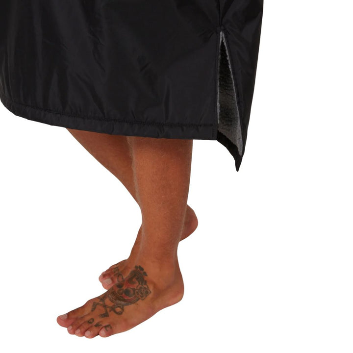 Ocean And Earth Perfect Storm Poncho Black