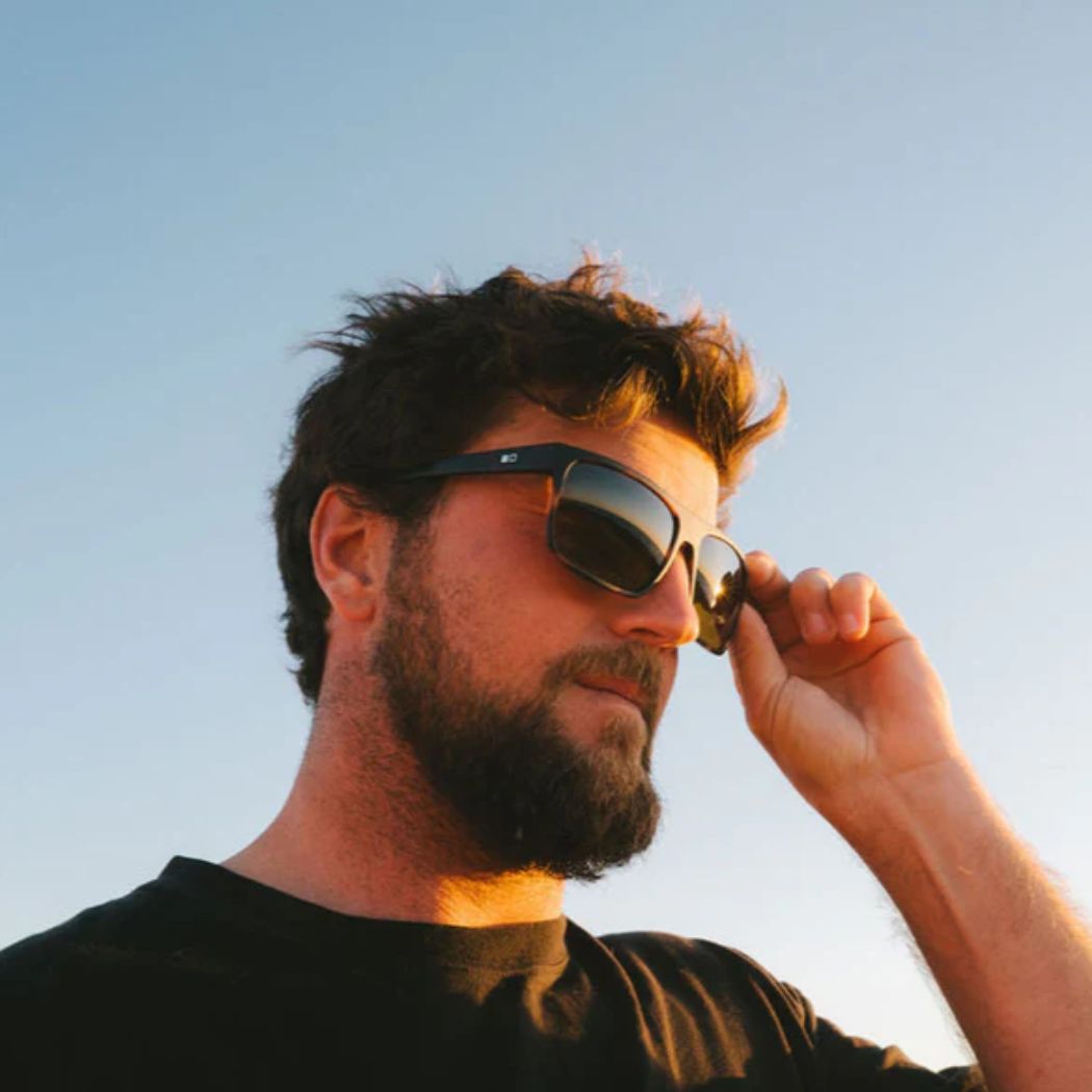 Otis After Dark X Matte Black Grey Polar