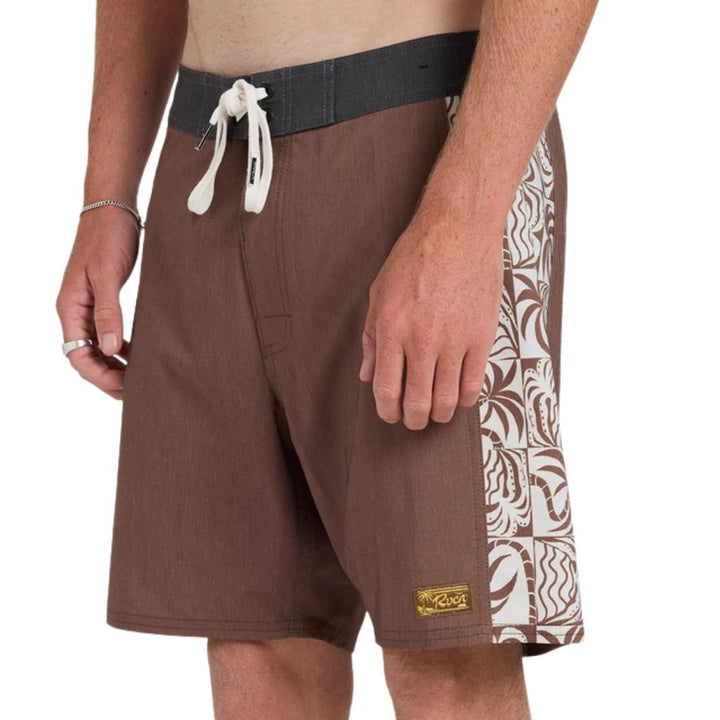 RVCA Exotica Trunk 17 Earth