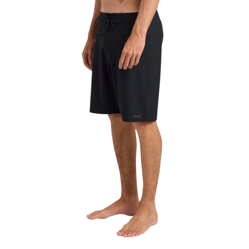 RVCA Trunk Solid Black