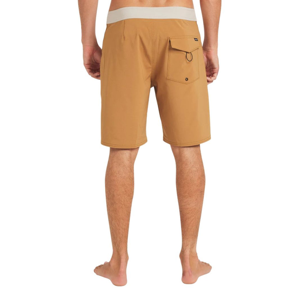 RVCA VA Trunk Solid Camel