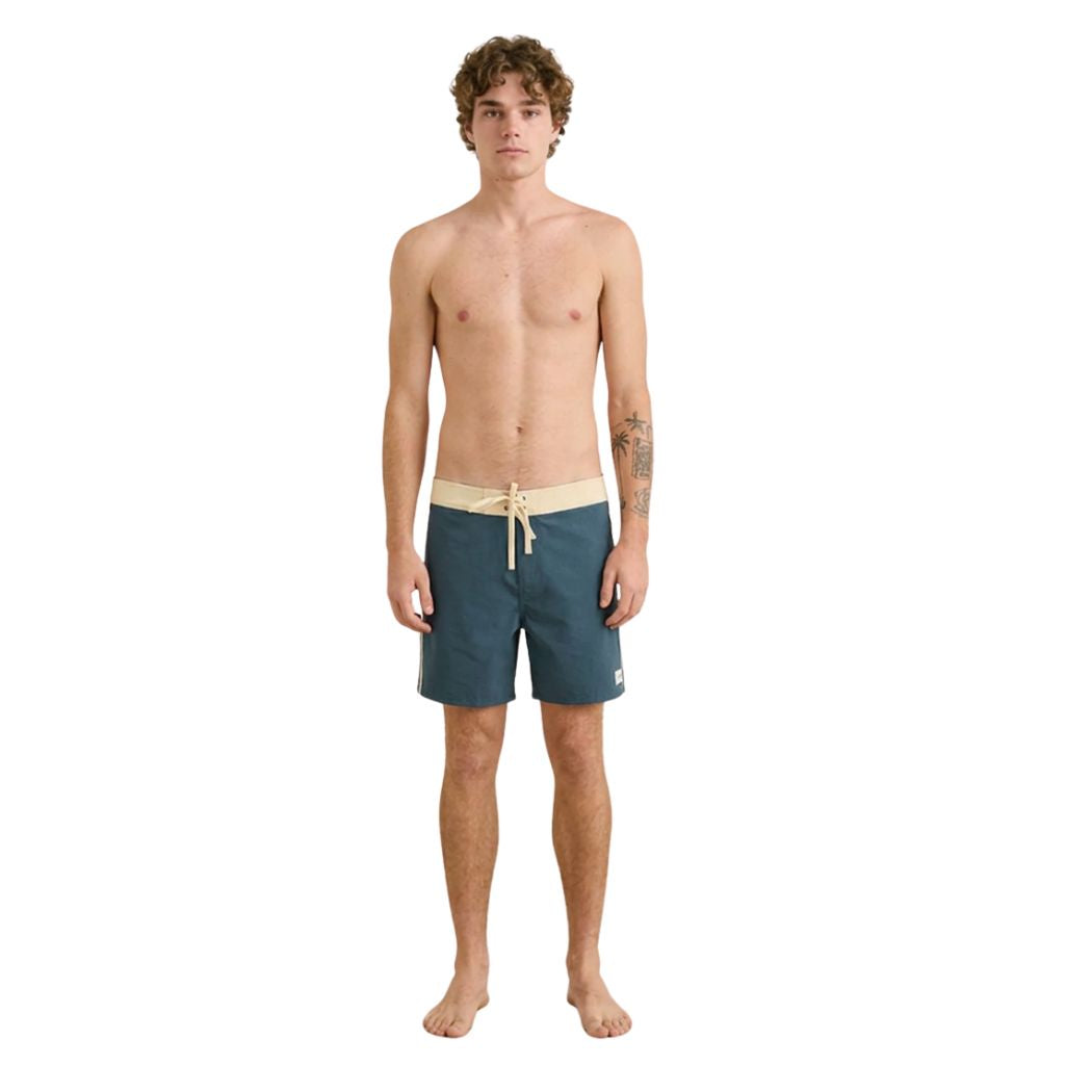 Rhythm Bouquet Heritage Trunk Teal