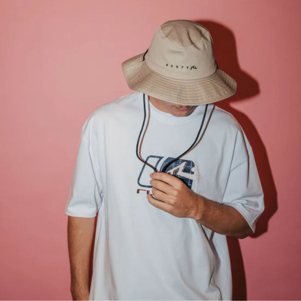 Rusty Bradman Hat Abbey Stone