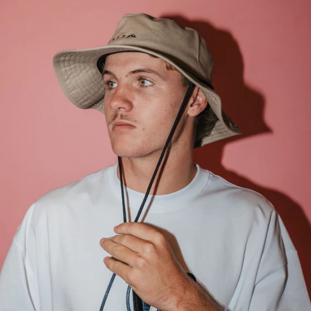 Rusty Bradman Hat Abbey Stone