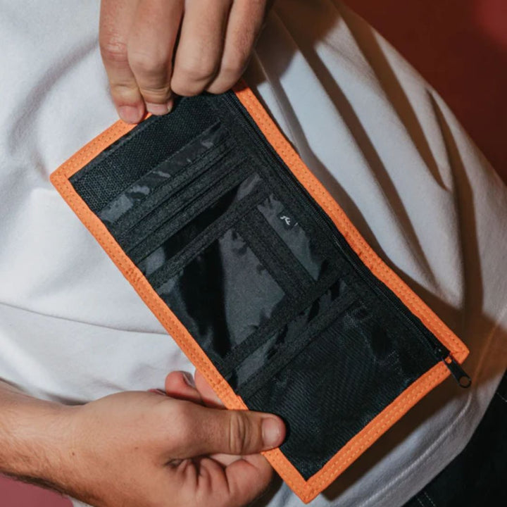 Rusty Flip Daddy Tri Fold Wallet Black