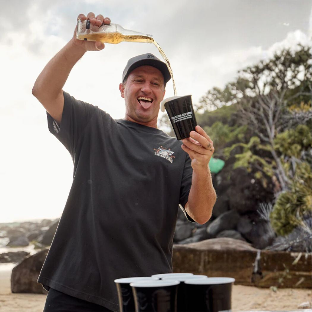 The Mad Hueys Beer Pong Black